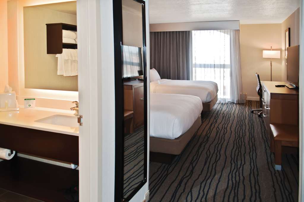 DoubleTree by Hilton Helena Downtown photo 2