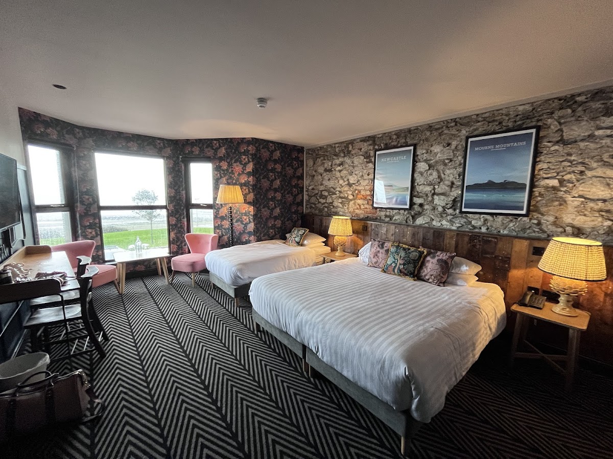 Avoca Hotel