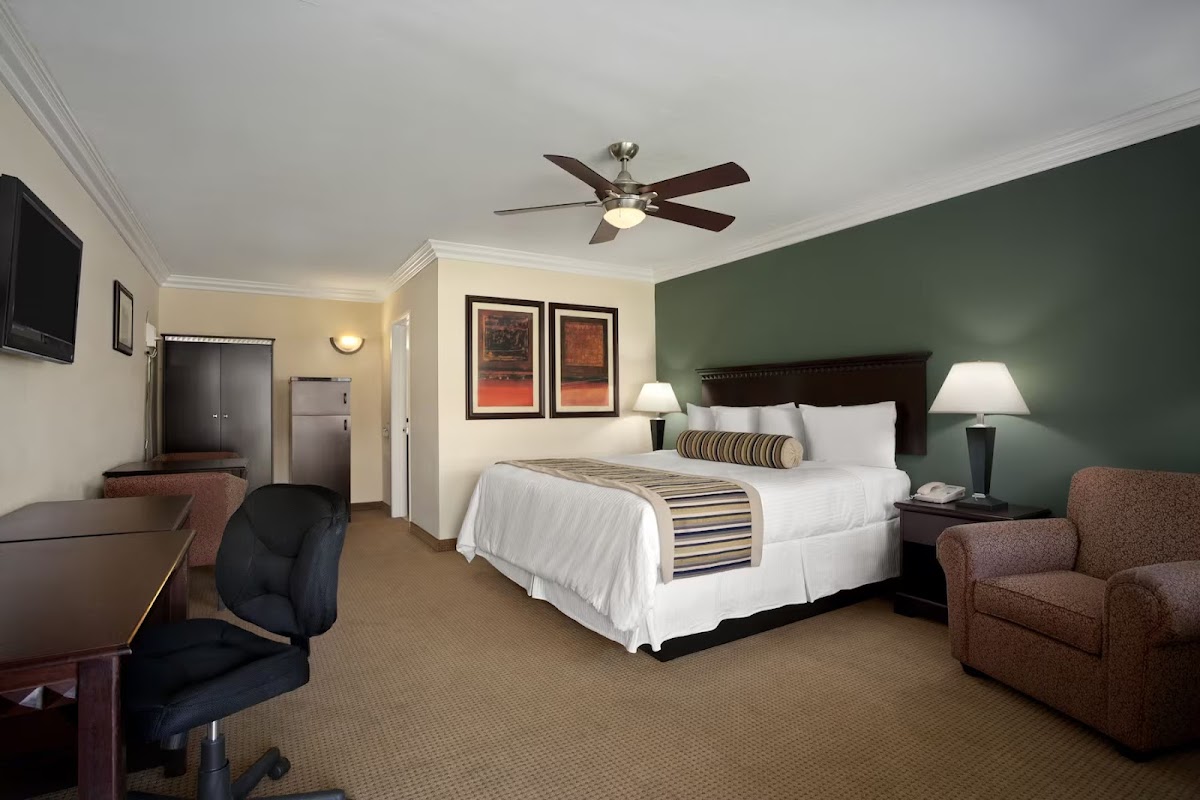 Travelodge by Wyndham Santa Maria photo 2
