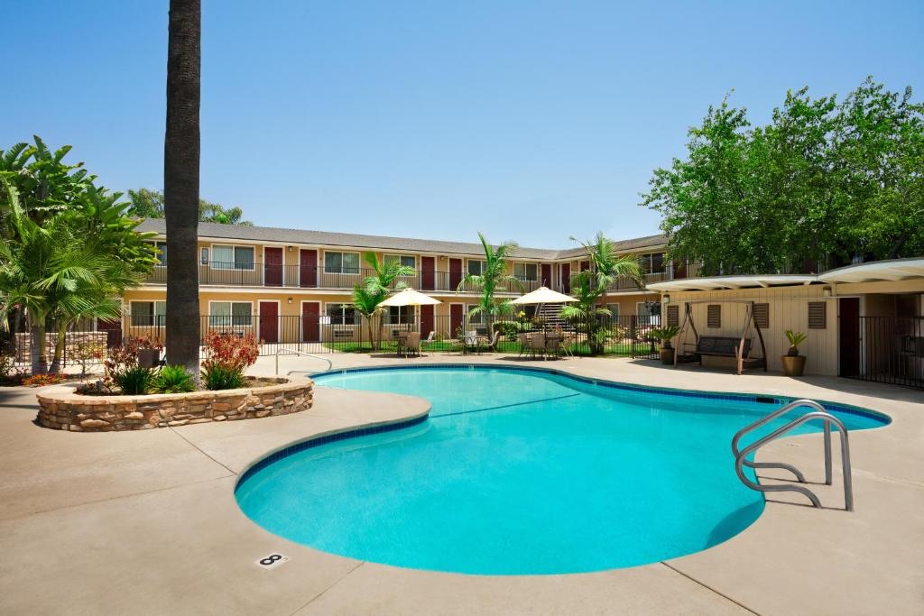 Travelodge by Wyndham Santa Maria photo 3