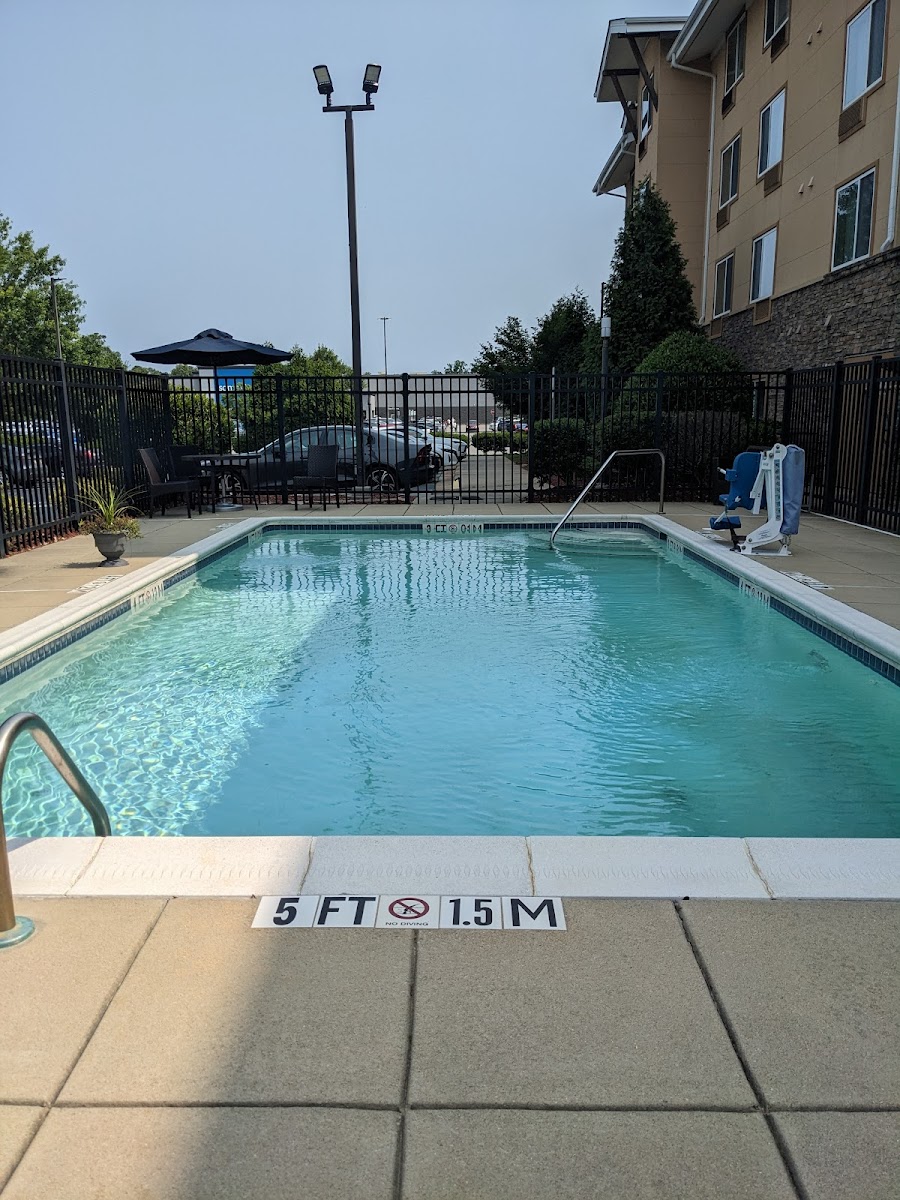 TownePlace Suites by Marriott Fayetteville Cross Creek photo 3
