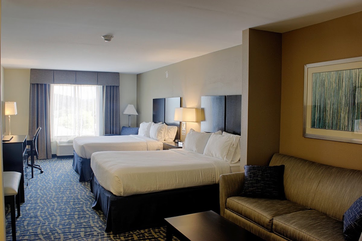Holiday Inn Express & Suites Lebanon by IHG photo 2