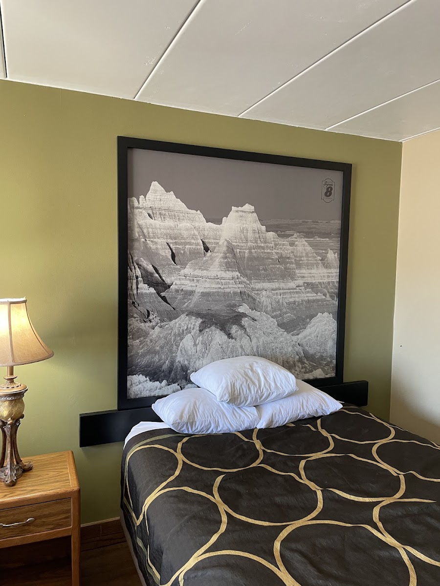 Super 8 by Wyndham Rapid City photo 2