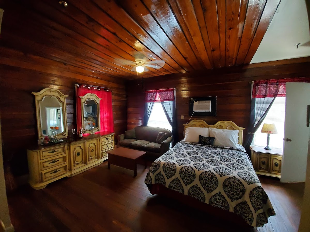 1876 Heritage Inn photo 2