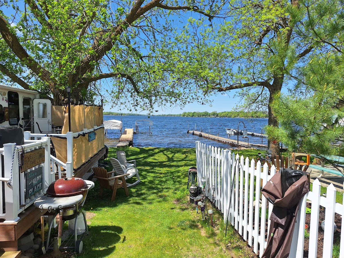 Head of the Lakes Resort photo 2