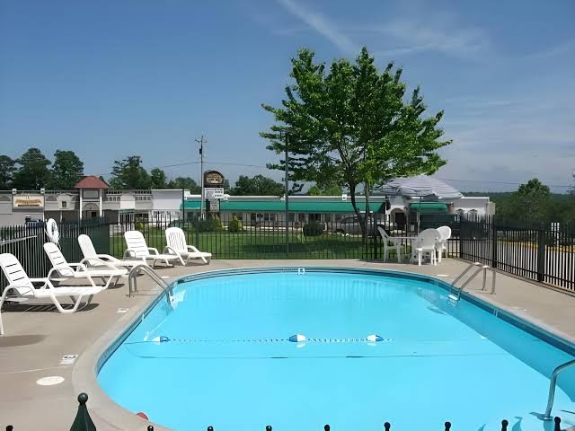 The Regency Inn photo 3