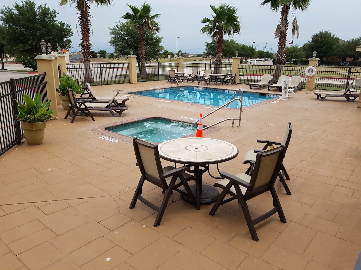 Best Western Bastrop Pines Inn photo 3