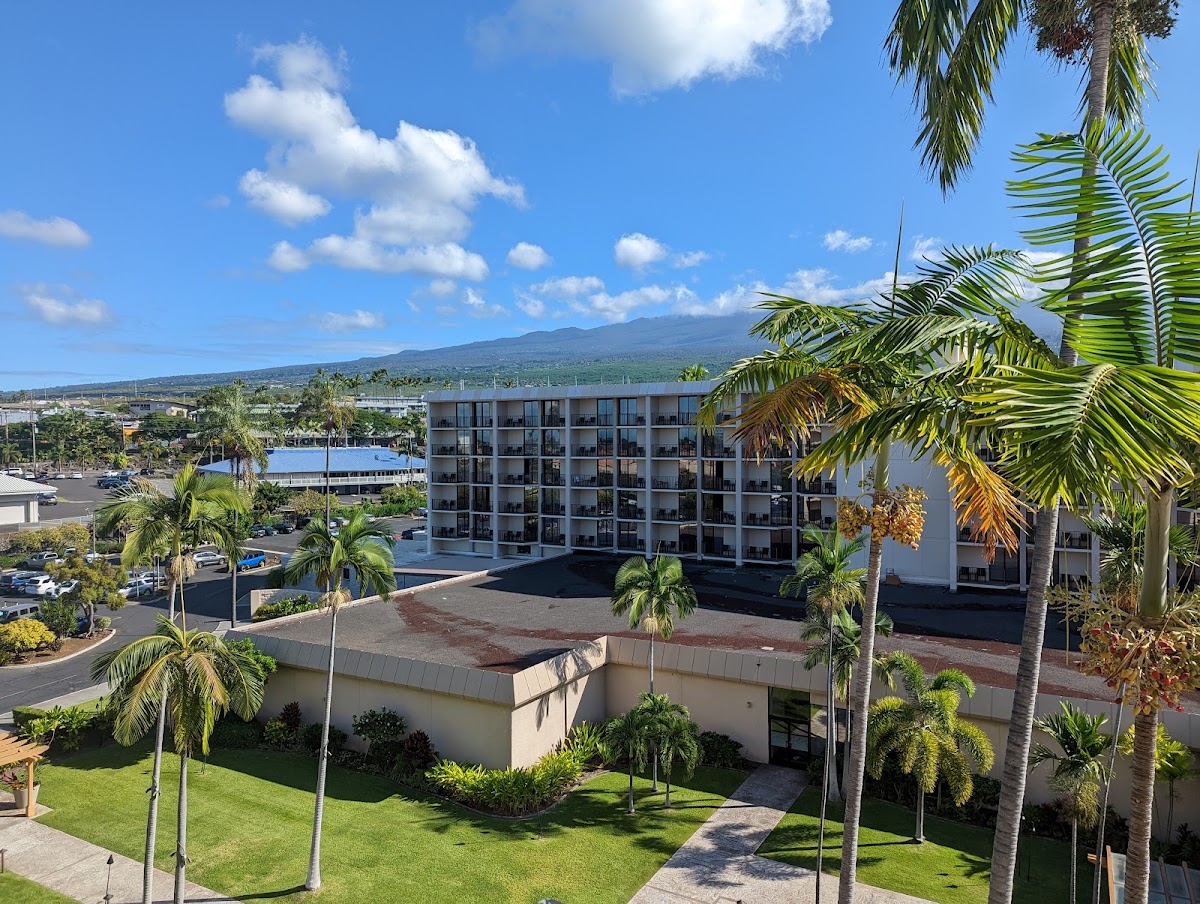 Courtyard by Marriott King Kamehameha's Kona Beach Hotel photo 3