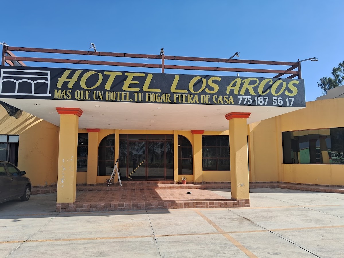 Hotel y Posada Los Arcos