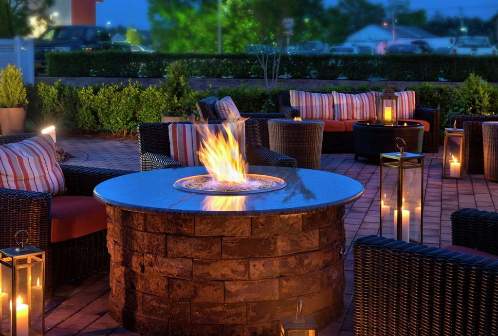 Hilton Garden Inn Riverhead photo 3