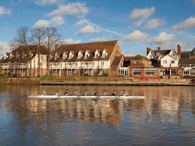 Sunday London Staines-upon-Thames Heathrow T5