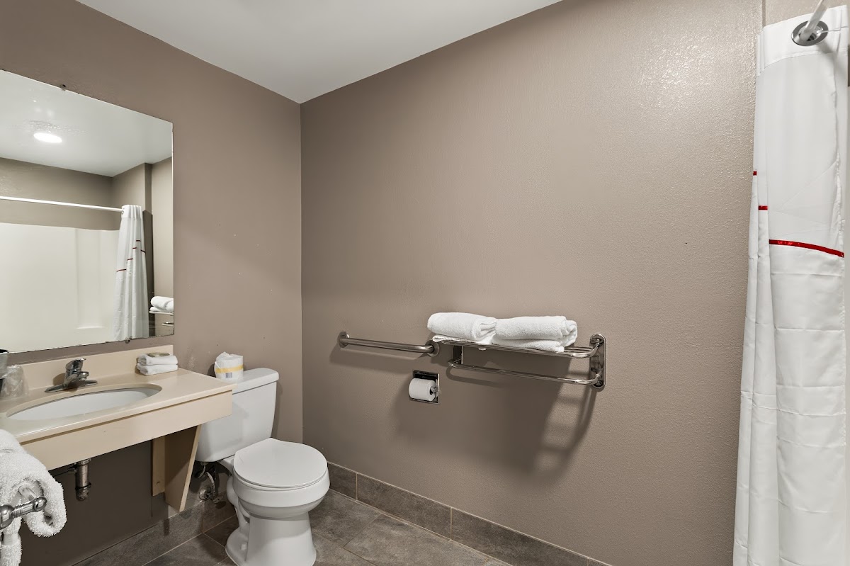 Red Roof Inn Martinsburg photo 3