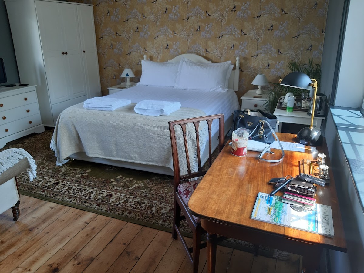 Elloe Lodge photo 2