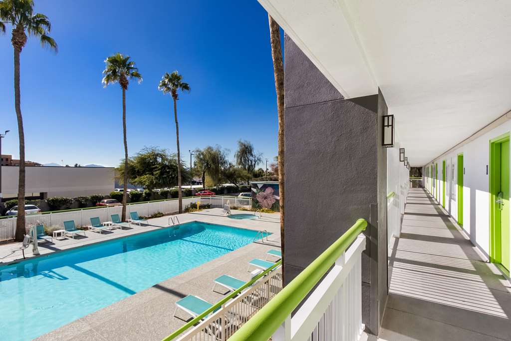 Revival Scottsdale Studios photo 3