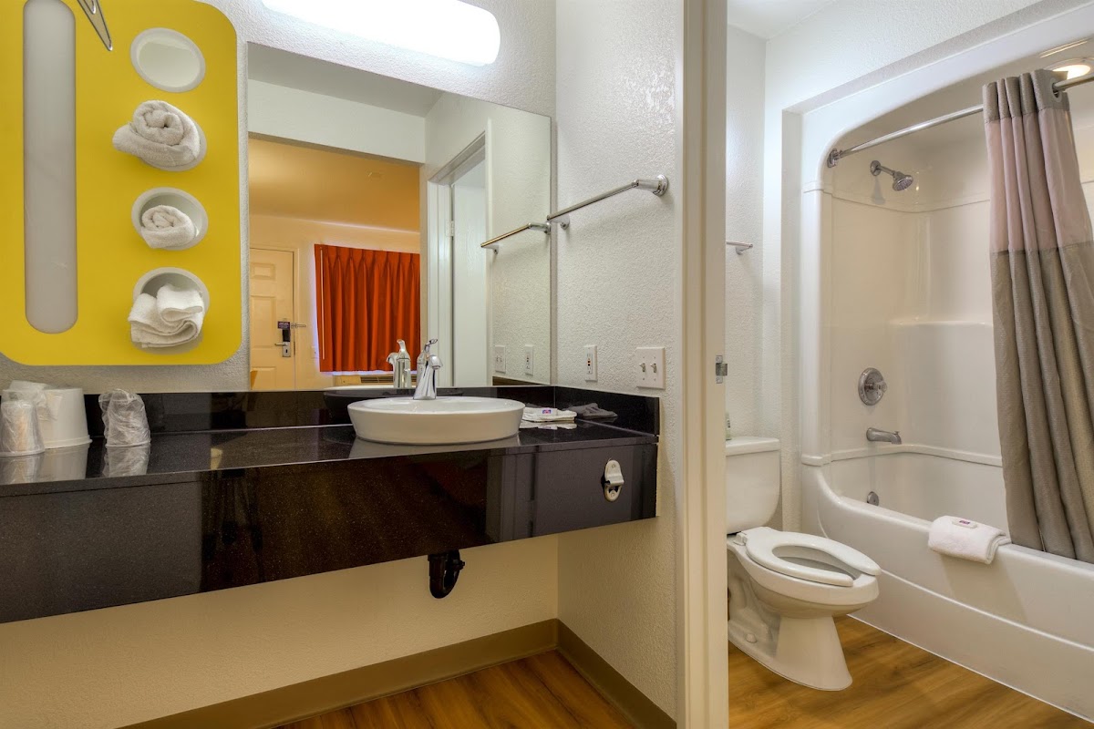 Motel 6 San Dimas, CA - Los Angeles photo 3