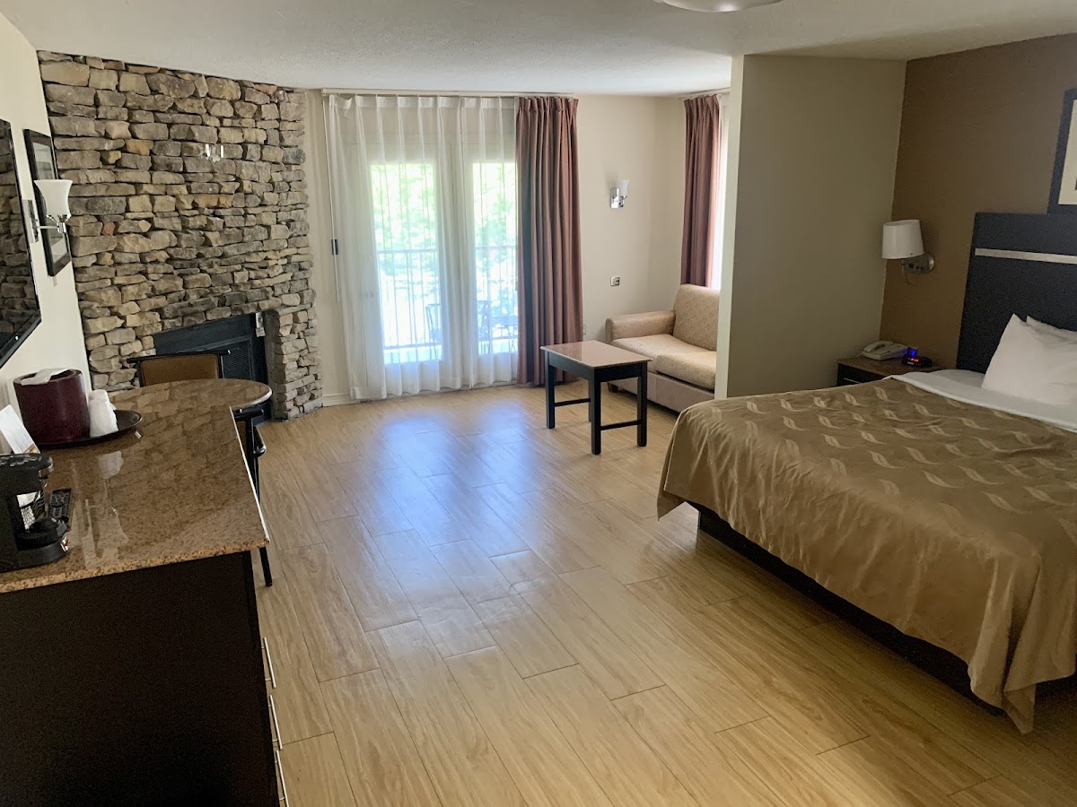 Quality Inn Mount Airy Mayberry photo 2