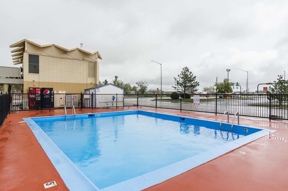 Alamo Inn & Suites - Gillette Wyoming photo 3