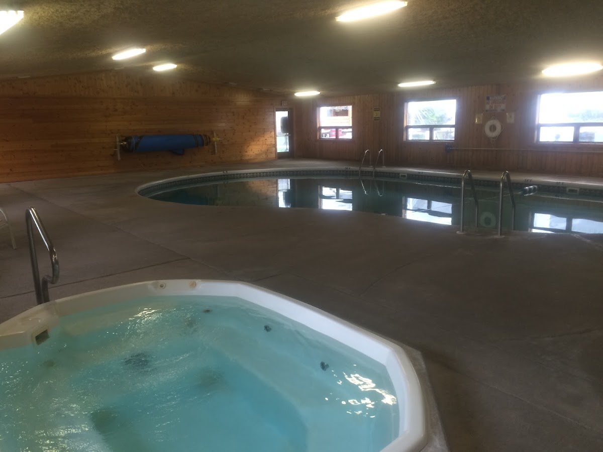 Double Arrow Lodge photo 3