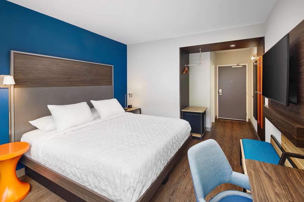 Tru by Hilton Atlanta Northlake Parkway photo 2