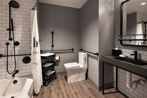Moxy Omaha Downtown photo 3