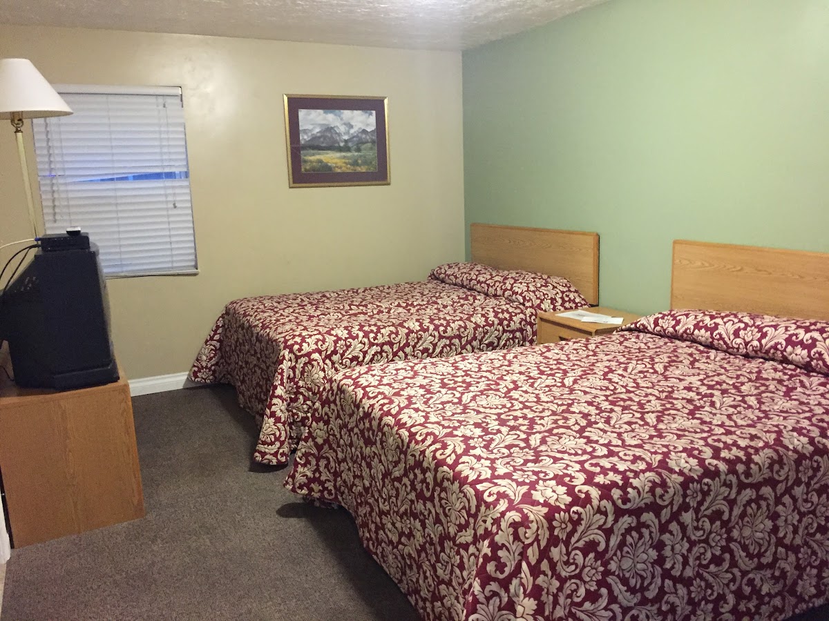 Spiking Tourist Lodge photo 2