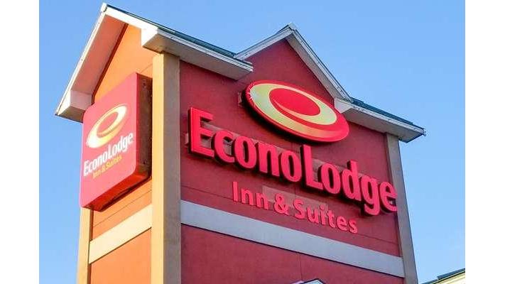 Econo Lodge Inn & Suites East Houston I-10