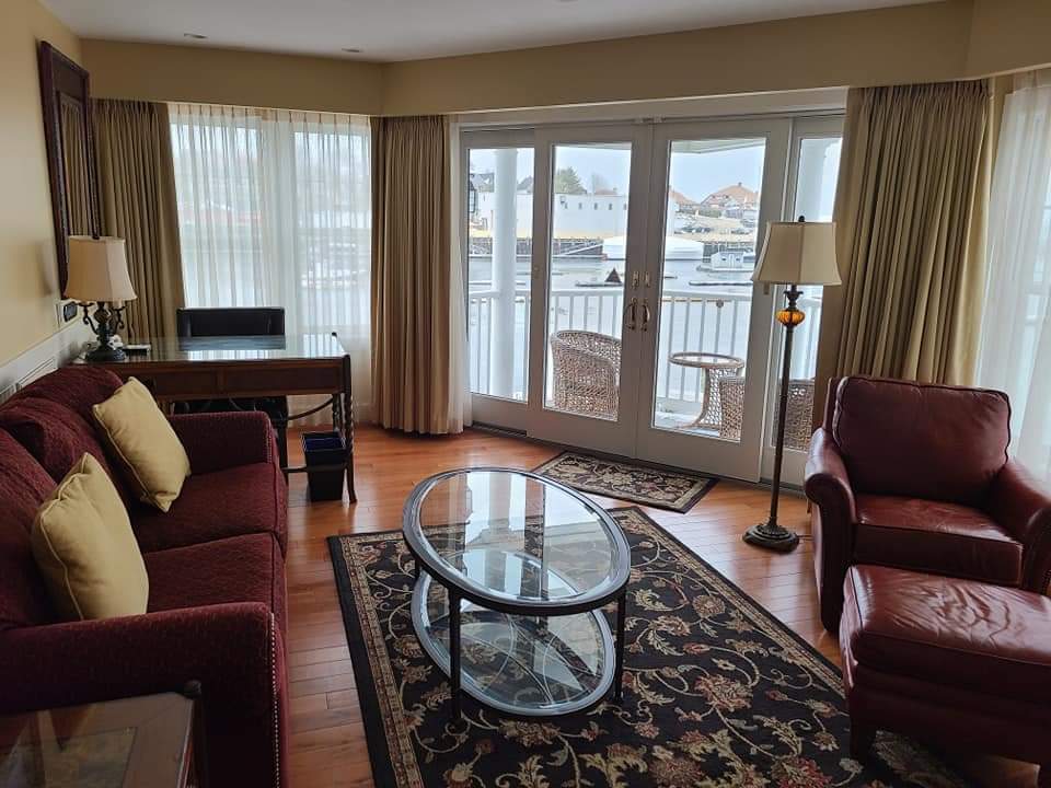 Grand Harbor Inn photo 3