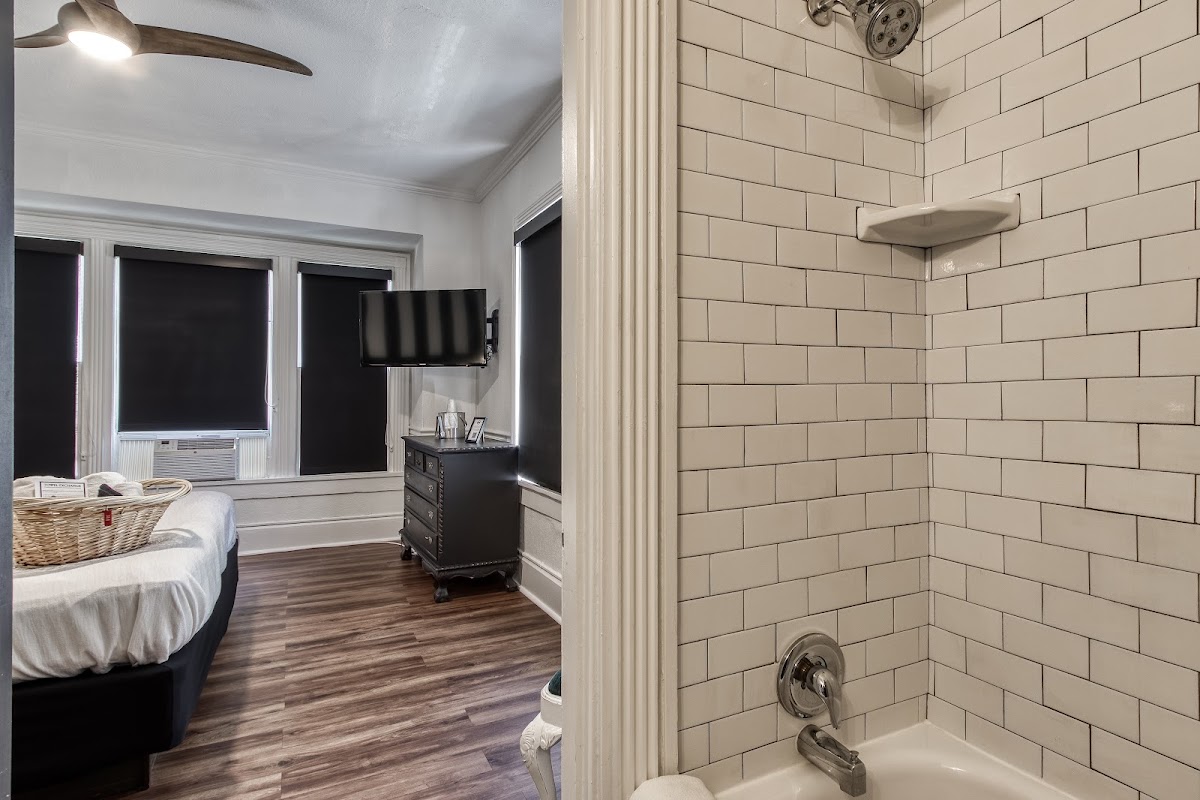 New Hotel Collection | The Cordova Inn photo 3
