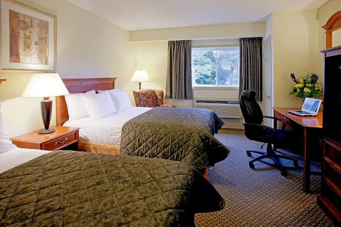Comfort Inn & Suites Thousand Islands Harbour District photo 3