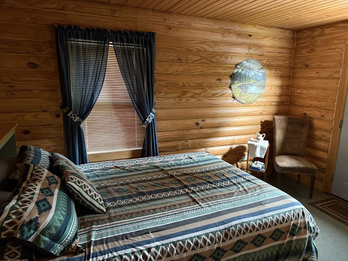 Whitetail River Lodge photo 2