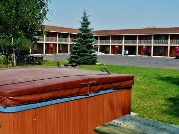 Henry's Fork Inn