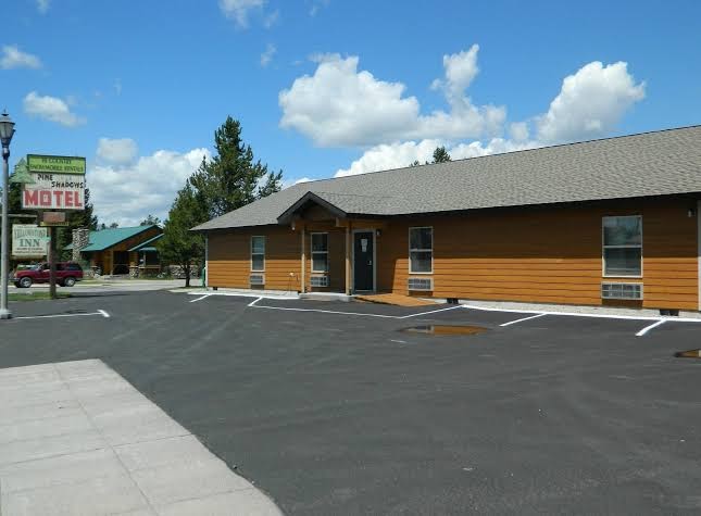 Pine Shadows Motel photo 3