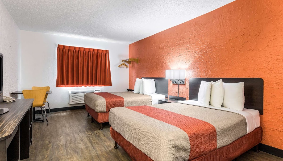 Motel 6 Elk Grove Village, IL photo 2