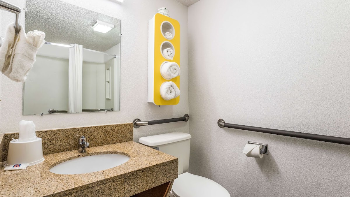 Motel 6 Elk Grove Village, IL photo 3