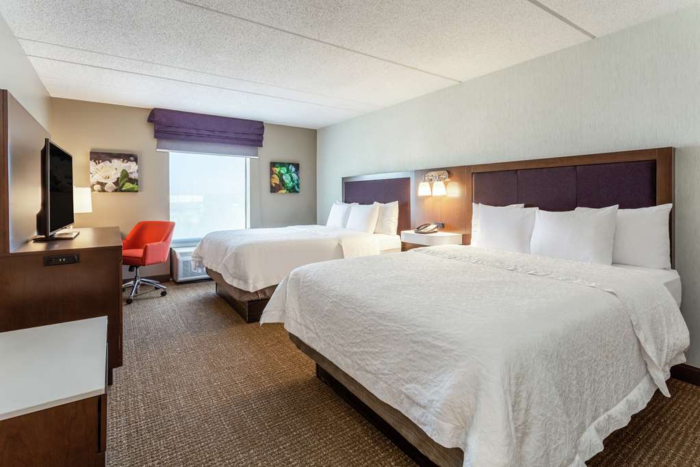 Hampton Inn & Suites Chicago-Libertyville photo 2