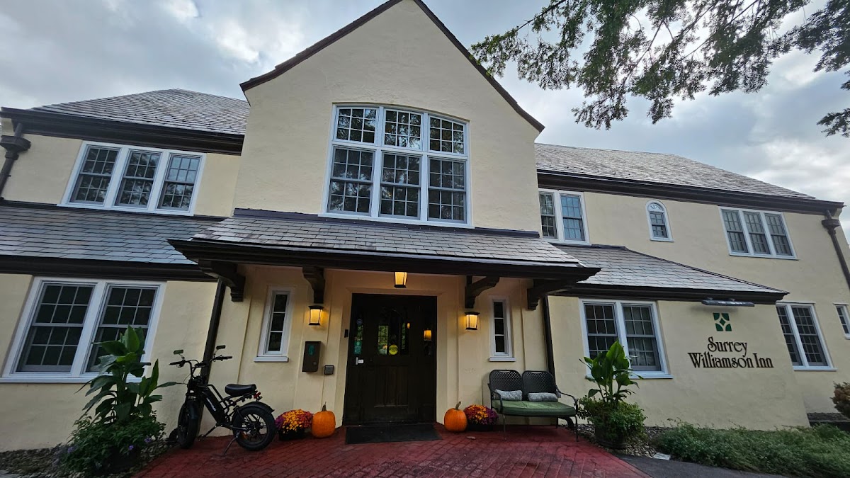Surrey-Williamson Inn