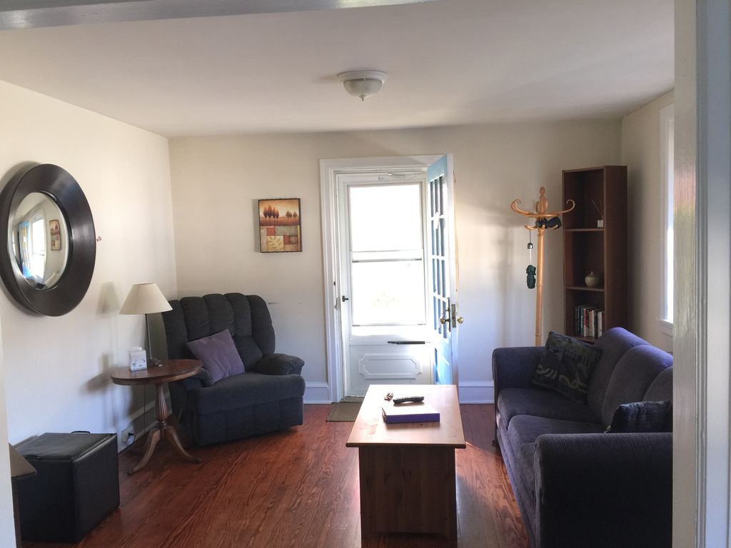 Bryn Mawr Guest Suites photo 2