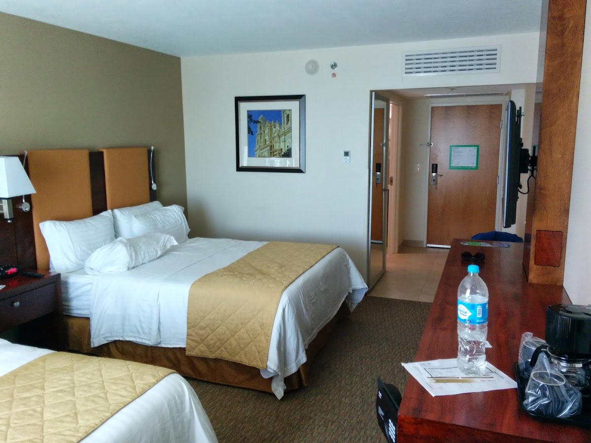 Holiday Inn & Suites Hermosillo Aeropuerto by IHG photo 2