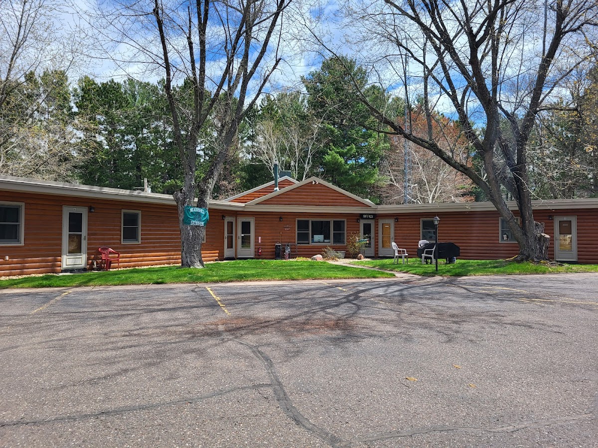 Pine Wood Motel