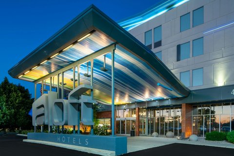 Aloft Green Bay