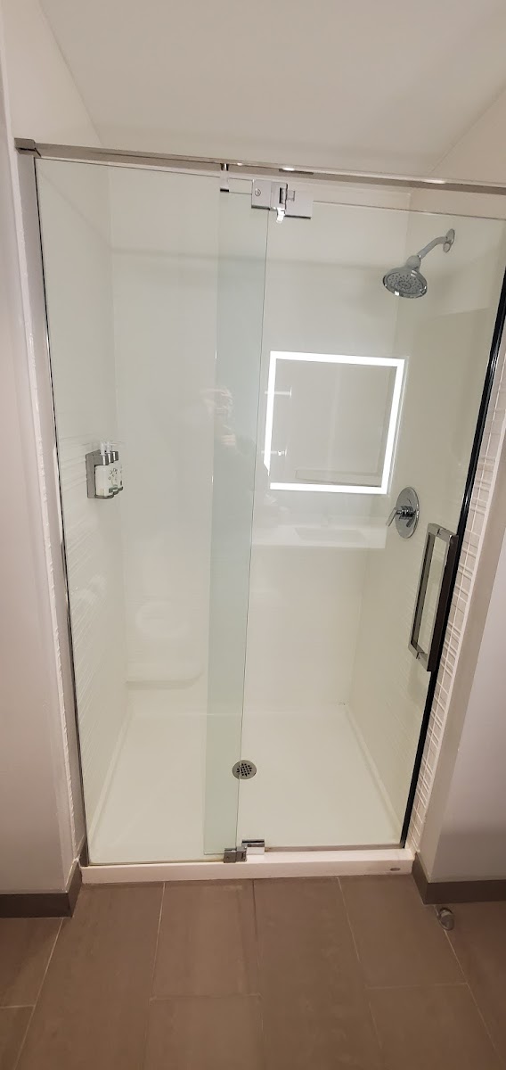 avid hotels - Tuscaloosa - University Area, an IHG Hotel photo 3