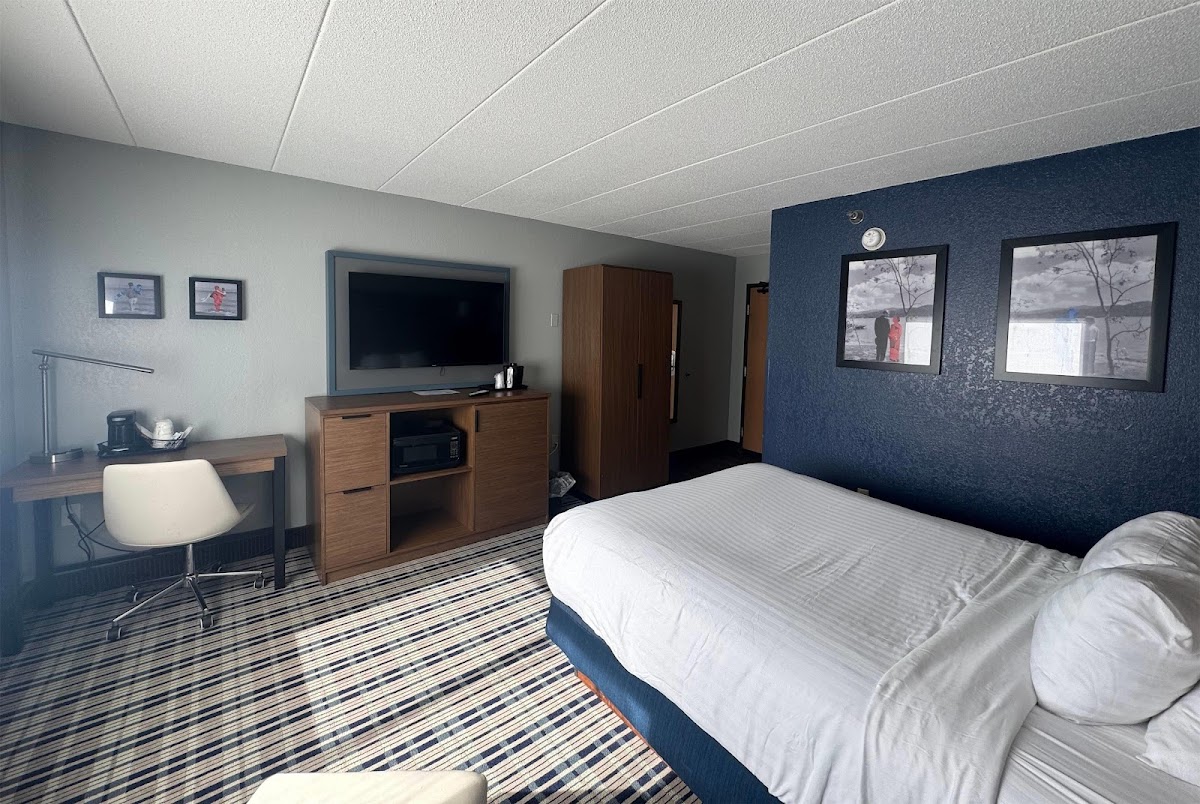 AmericInn by Wyndham Albert Lea photo 2