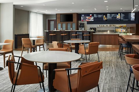 Courtyard by Marriott Hamilton photo 3