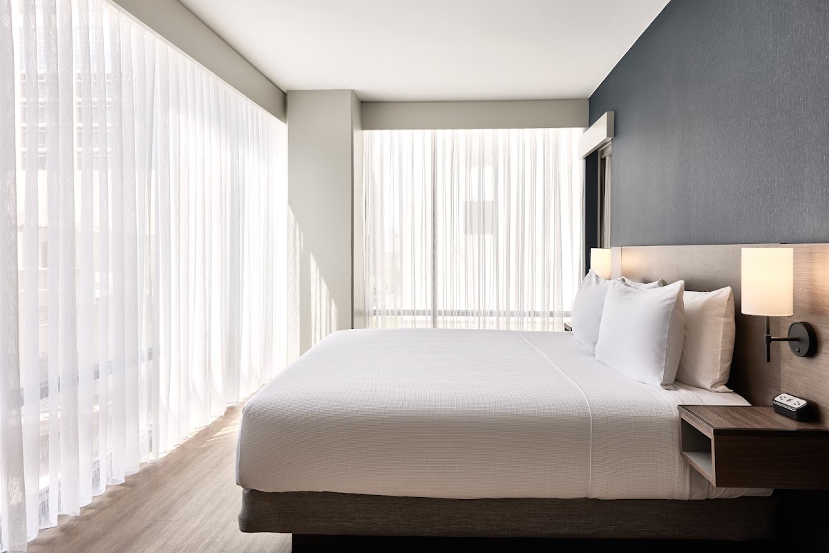 Hyatt Place Phoenix / Downtown photo 2