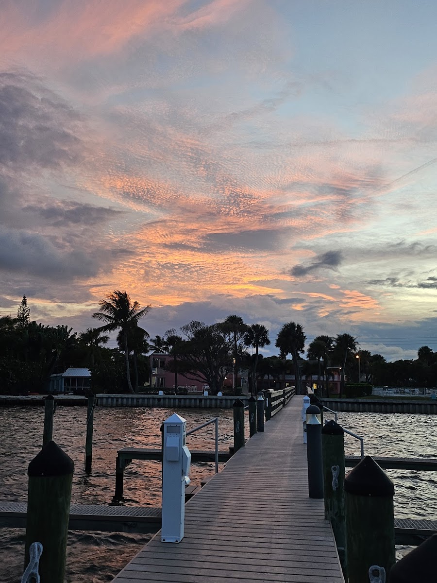 Caribbean Shores Waterfront Resort CLOSED photo 3