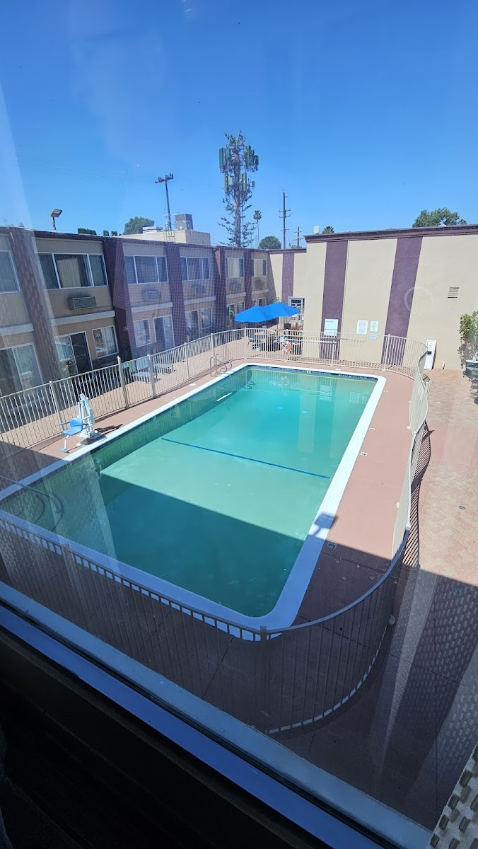 Best Western Canoga Park Motor Inn photo 3