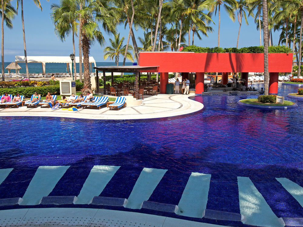 Club Regina Puerto Vallarta photo 3