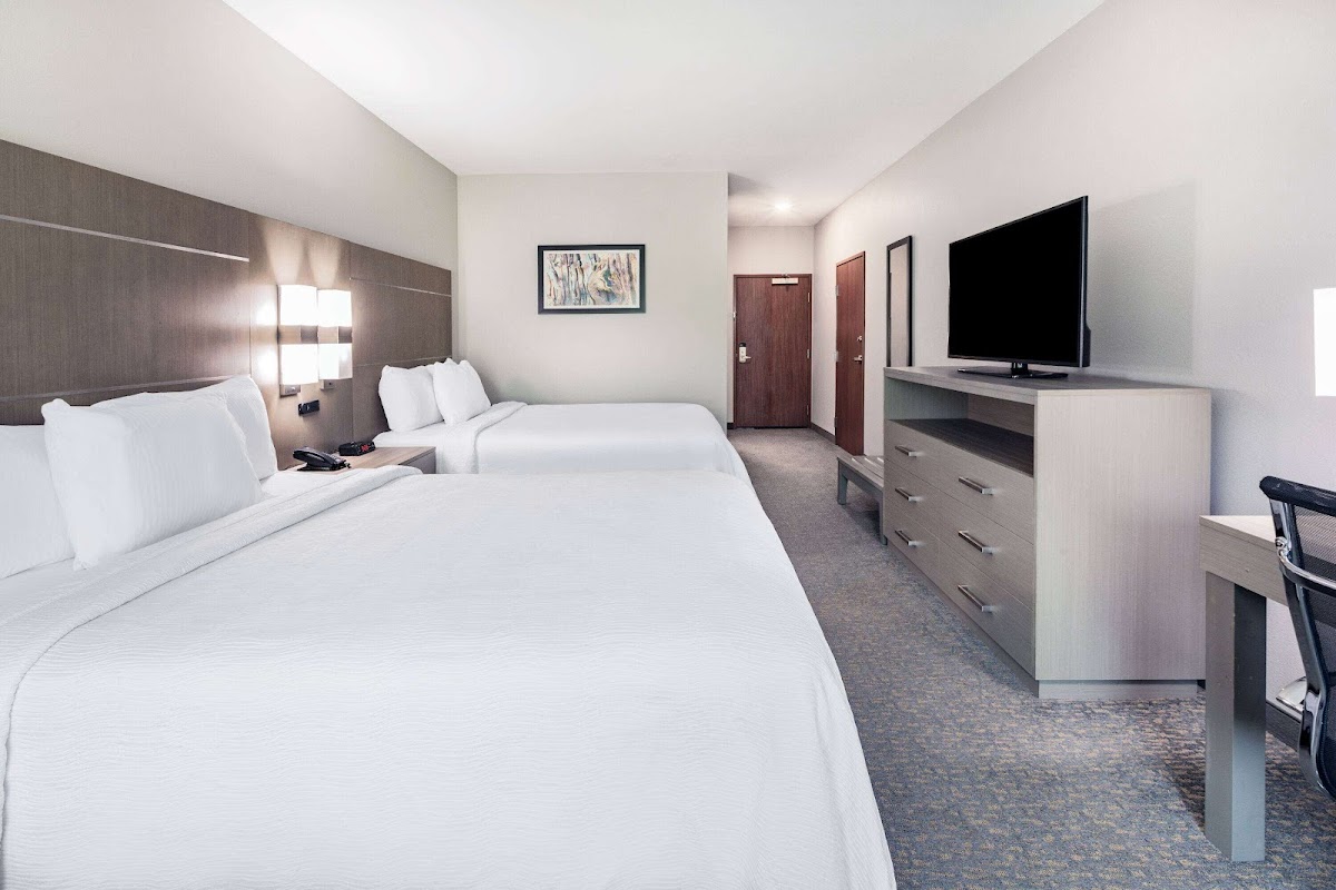 La Quinta Inn & Suites by Wyndham Jackson/Cape Girardeau photo 2