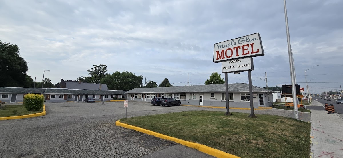Maple Glen Motel photo 2