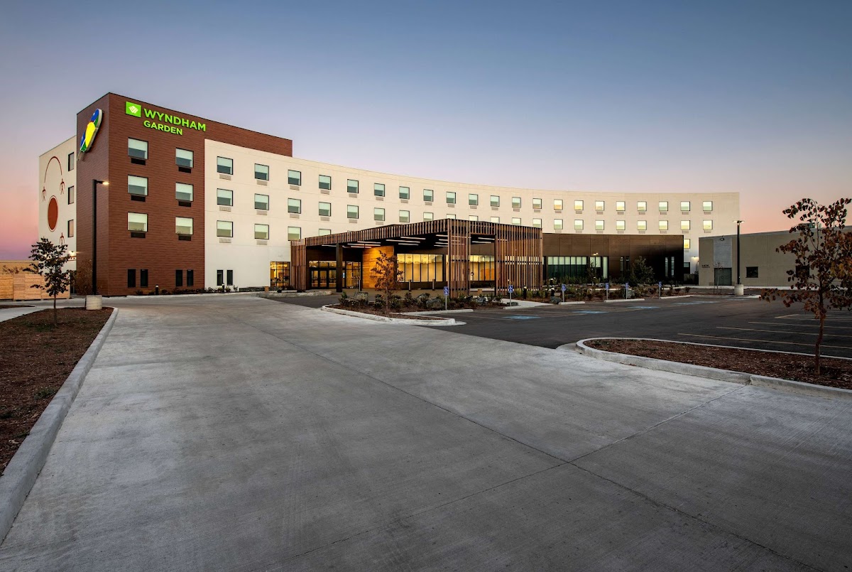 Wyndham Garden Winnipeg Airport photo 2